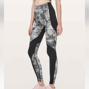 Lululemon Sweat & Repeat Tight 28” size 4